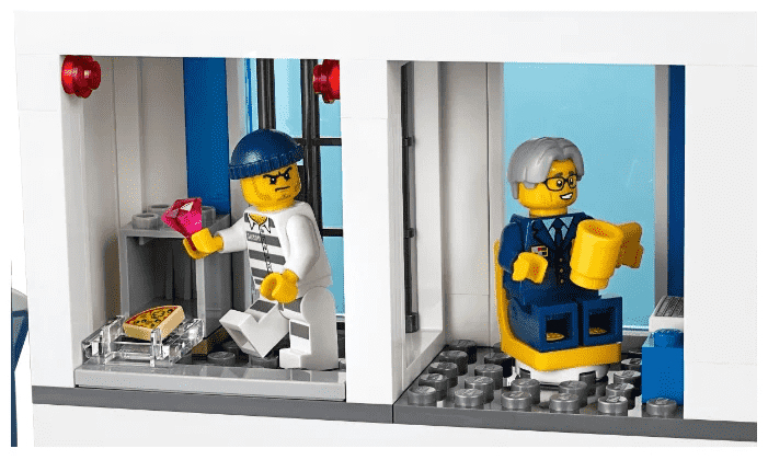Конструктор LEGO City 60246 Полицейский участок