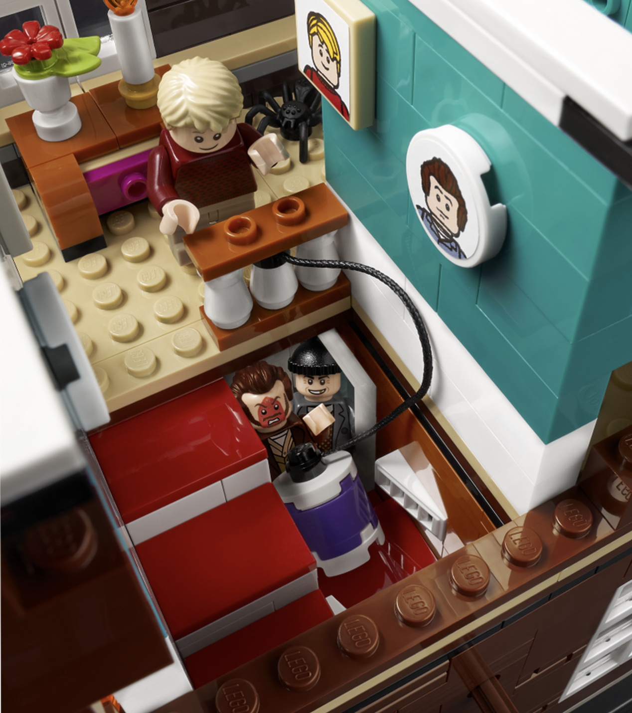 Конструктор LEGO Коллекционные наборы 21330 Один дома