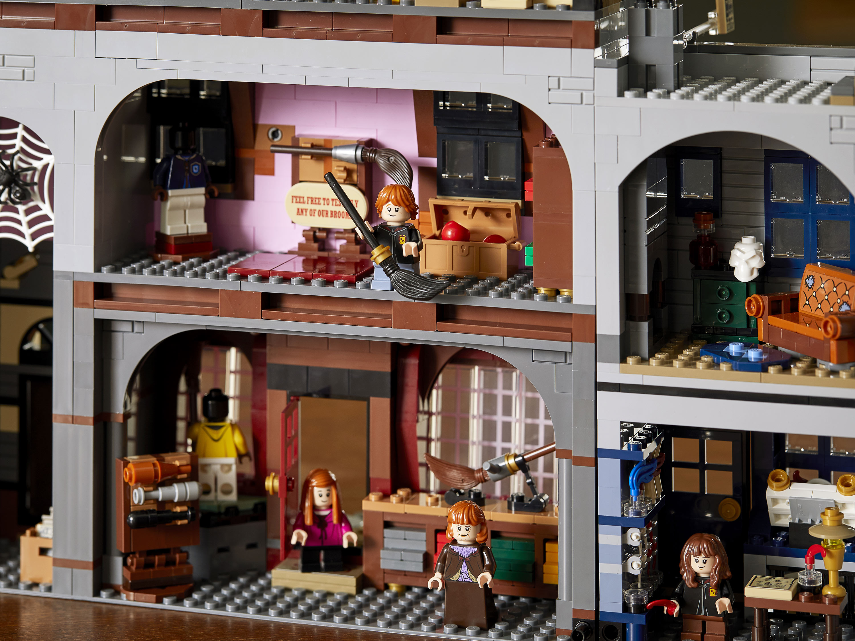 Конструктор LEGO Harry Potter 75978 Косой переулок