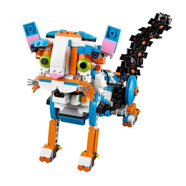 Электронный конструктор LEGO Boost 17101. Инструменты для творчества