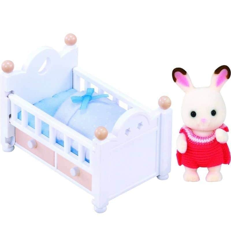 Игровой набор Sylvanian Families Малыш кролик в кроватке 2205/5017