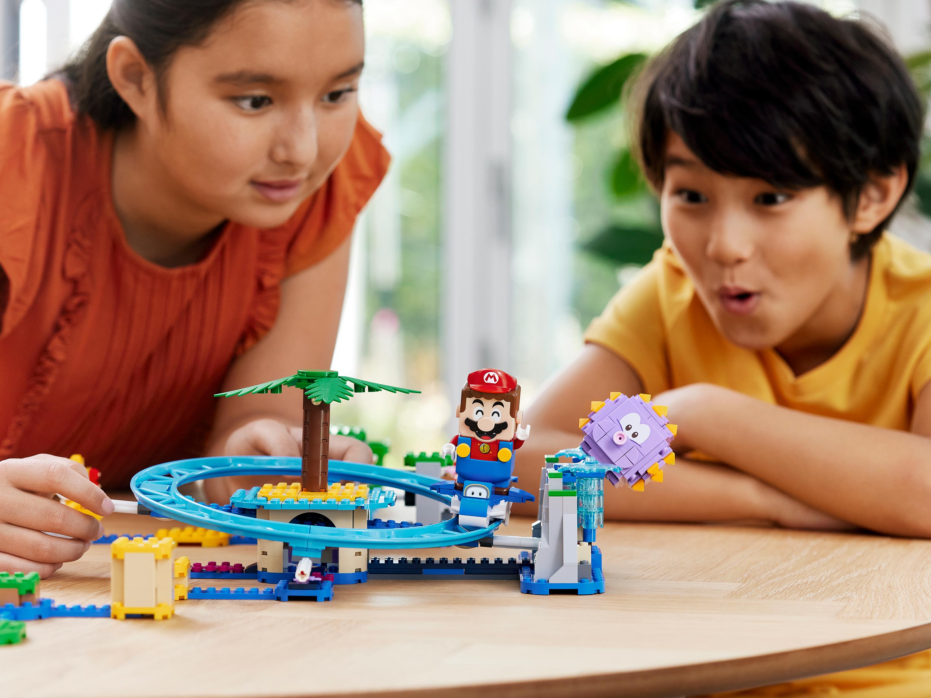 Конструктор Lego Super Mario 71400 Дополнительный набор «Пляжное веселье огромного ежа»