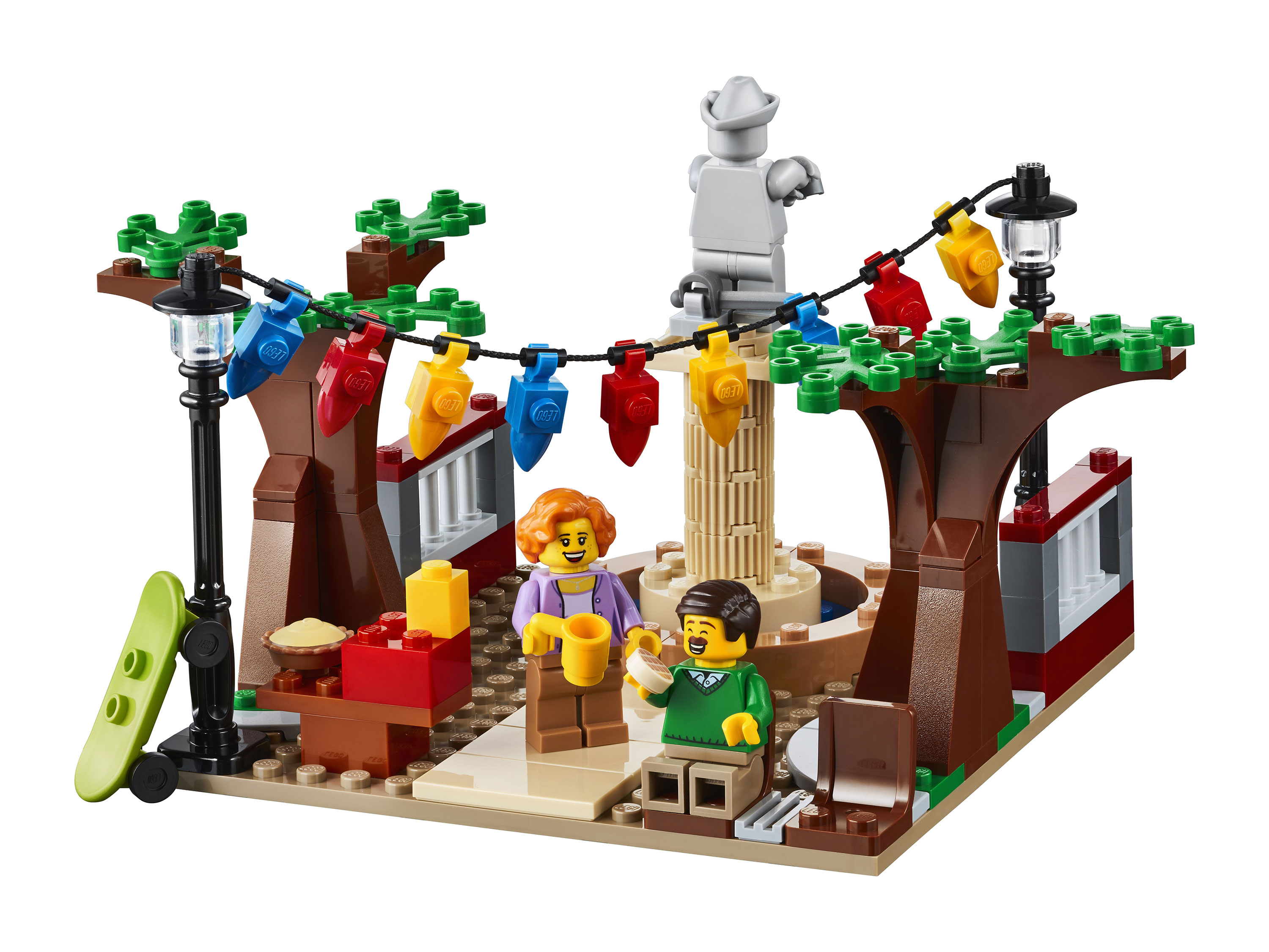 Конструктор LEGO City 60271 Городская площадь